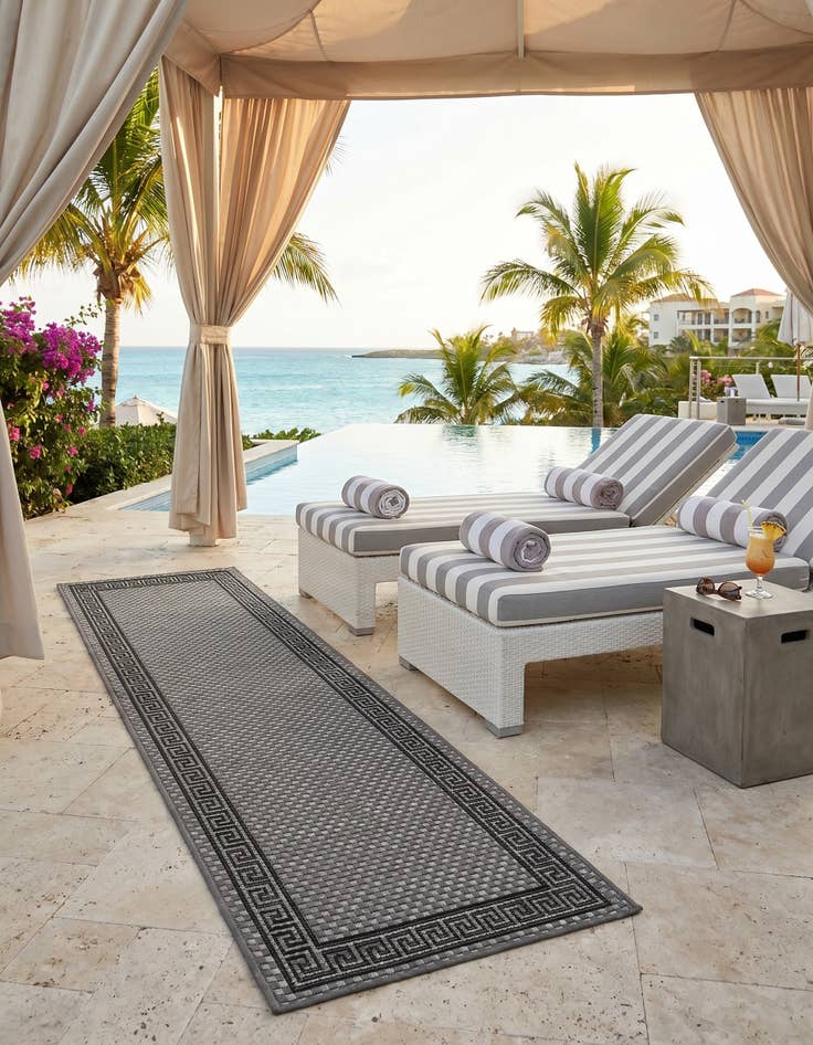 Detail image of 2' x 6' Easy-Clean Border Indoor / Outdoor Runner Rug
