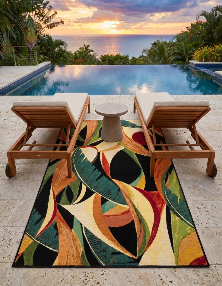 Detail image of 4' x 6' Easy-Clean Botanical Indoor / Outdoor Rug