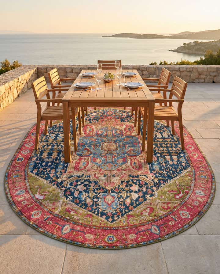 7' 10 x 10' Easy-Clean Traditional Indoor / Outdoor Oval Rug