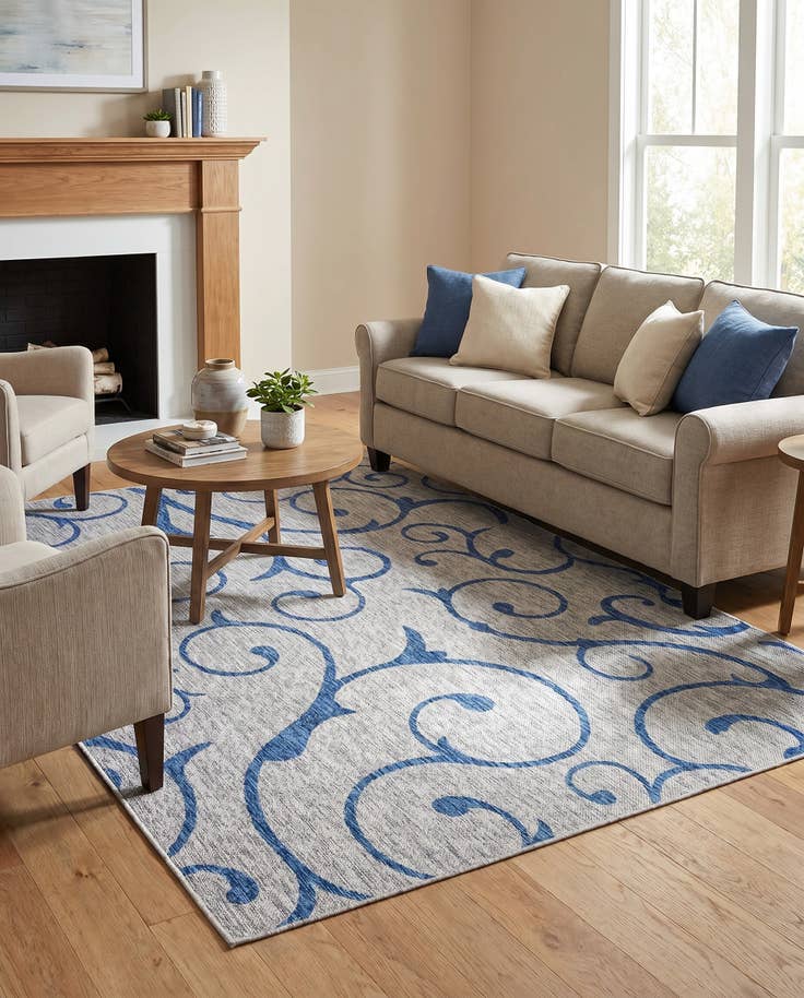 Detail image of 7' x 10' Easy-Clean Botanical Indoor / Outdoor Rug