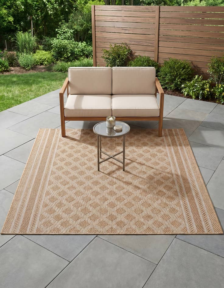 Detail image of 5' 1 x 5' 1 Easy-Clean Trellis Indoor / Outdoor Square Rug