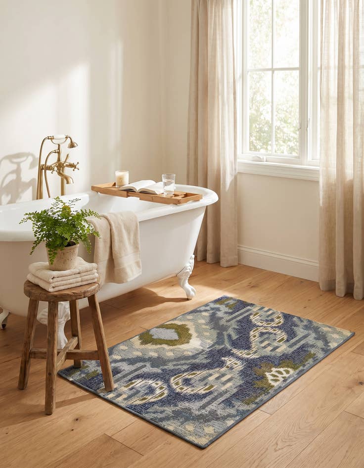 Detail image of 2' 2 x 3' Easy-Clean Modern Indoor / Outdoor Rug