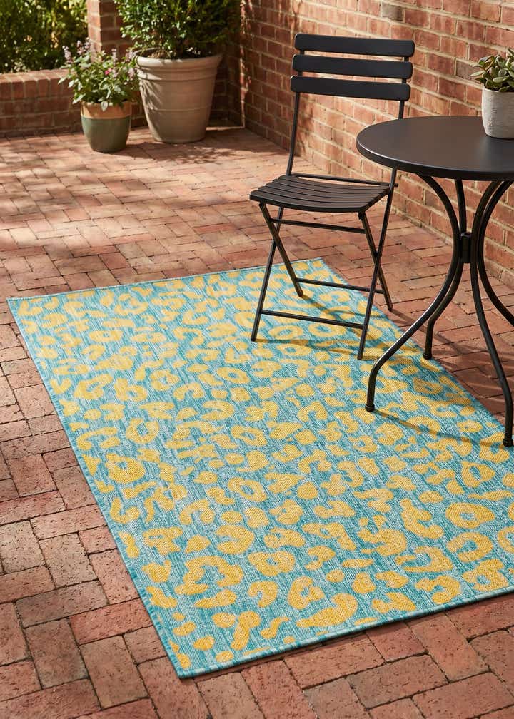 3' x 5' 3 Easy-Clean Safari Indoor / Outdoor Rug