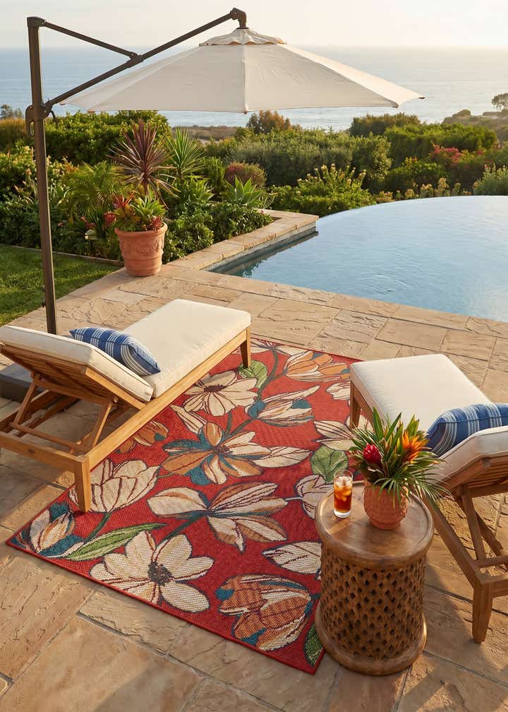 5' 3 x 8' Easy-Clean Baja Indoor / Outdoor Rug