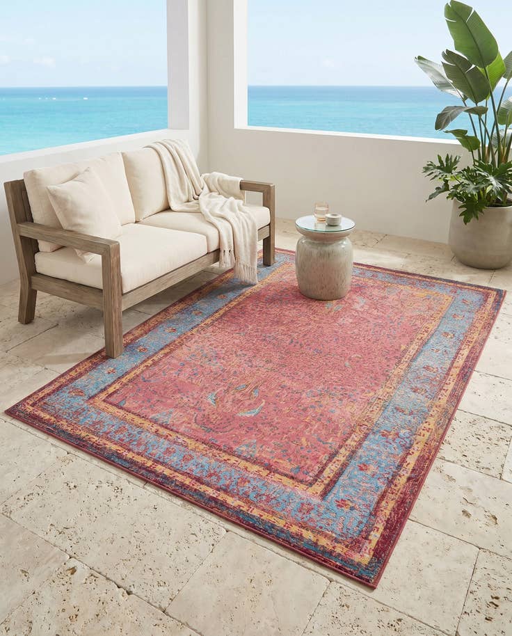 Detail image of 4' 1 x 6' 1 Easy-Clean Traditional Indoor / Outdoor Rug