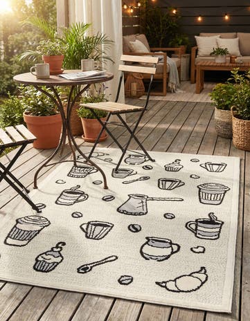5' 3 x 7' 7 Easy-Clean Indoor / Outdoor Rug