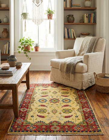 2' 7 x 4' 2 Hand Knotted Kazak Rug