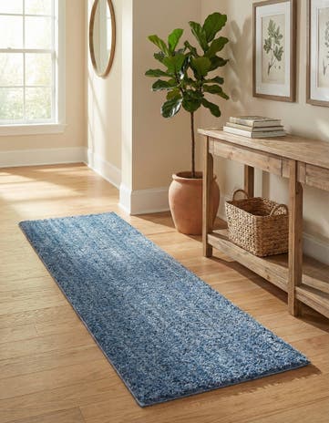 2' 7 x 10' Jill Zarin Shaggy Chic Runner Rug