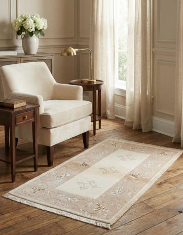 2' 9 x 4' 10 Hand Knotted Darya Wool Rug
