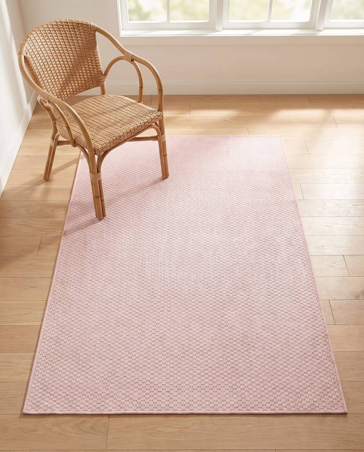 Detail image of 4' x 6' Easy-Clean Solid Indoor / Outdoor Rug