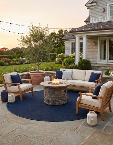 Navy Blue Easy-Clean Solid Indoor / Outdoor Round Rug