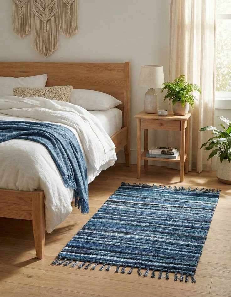 Detail image of  2' 2 x 3'  Hand Woven Chindi Cotton Rug