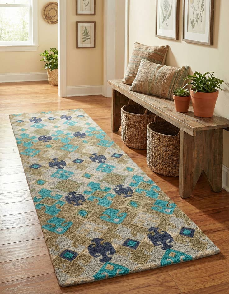 Detail image of 2' 7 x 8' 2 Luna Runner Rug