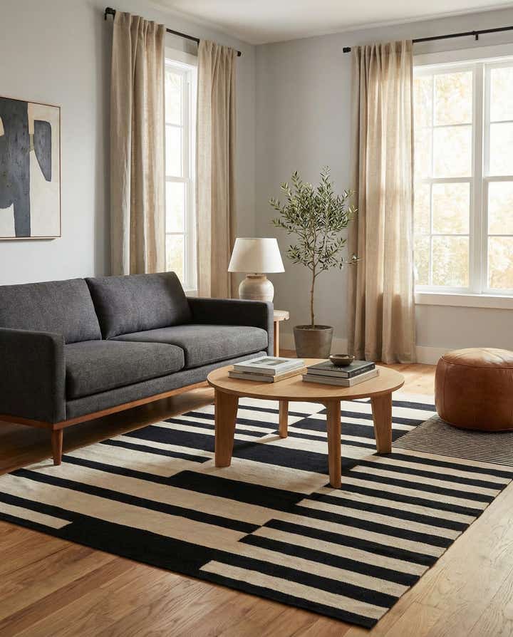 5' 7 x 7' 9 Hand Woven Kilim Modern Wool Rug