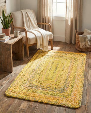  2' x 3' 1  Hand Braided Chindi Rug