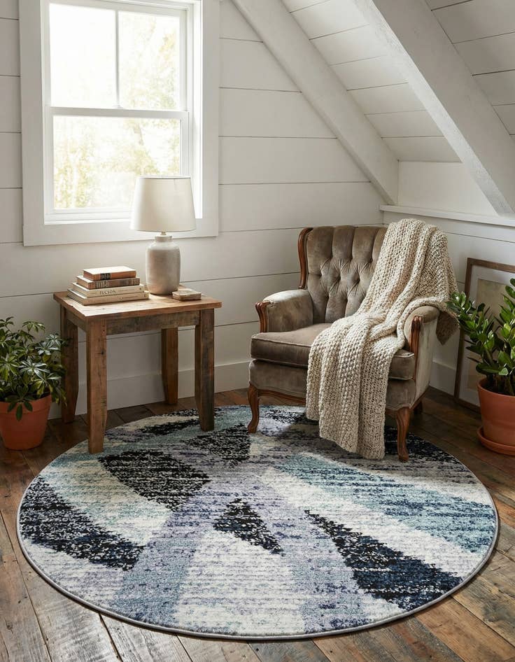 Detail image of 5' 3 x 5' 3 Tucson Round Rug