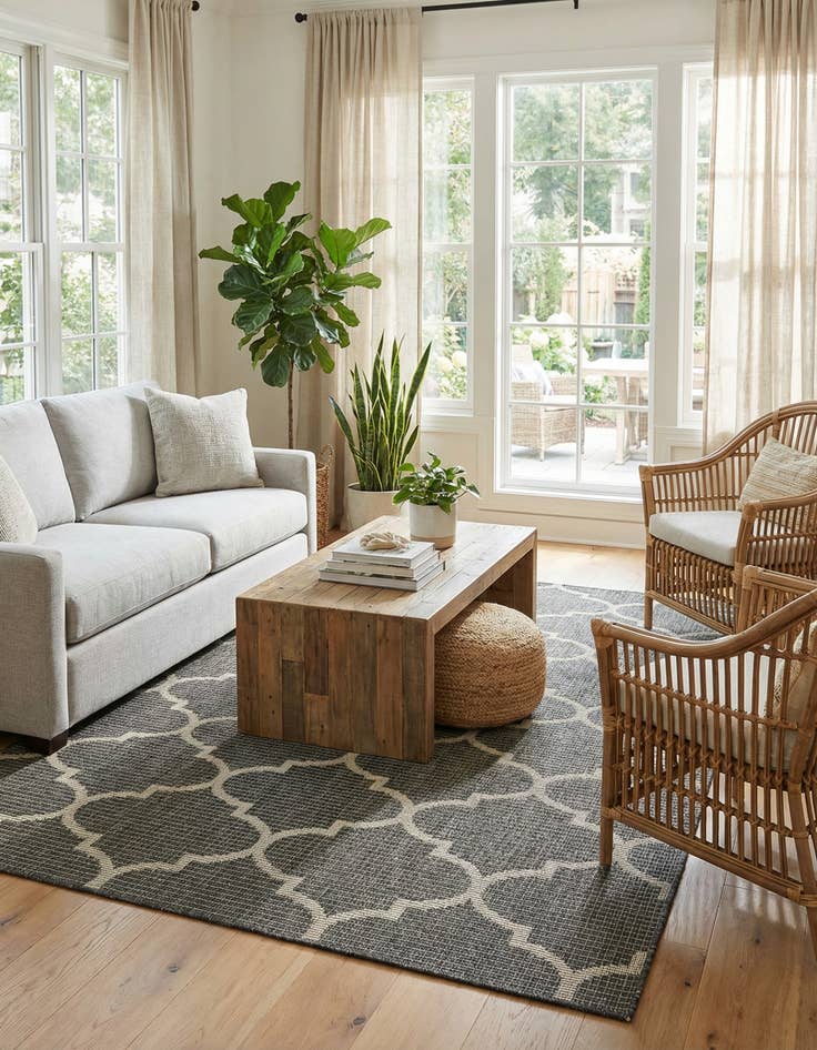 Detail image of 5' 3 x 8'  Washable Trellis Indoor / Outdoor Rug