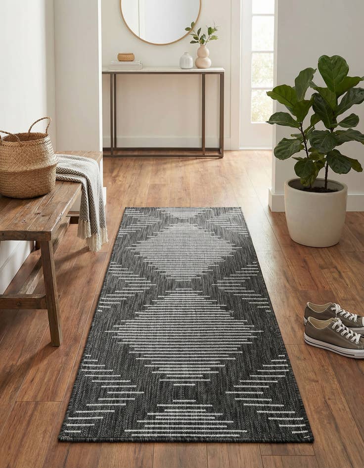 Detail image of 2' x 4'  Washable Modern Indoor / Outdoor Runner Rug