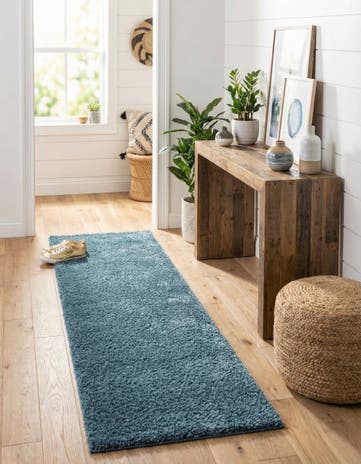 2' 7 x 10' Solid Shag Runner Rug