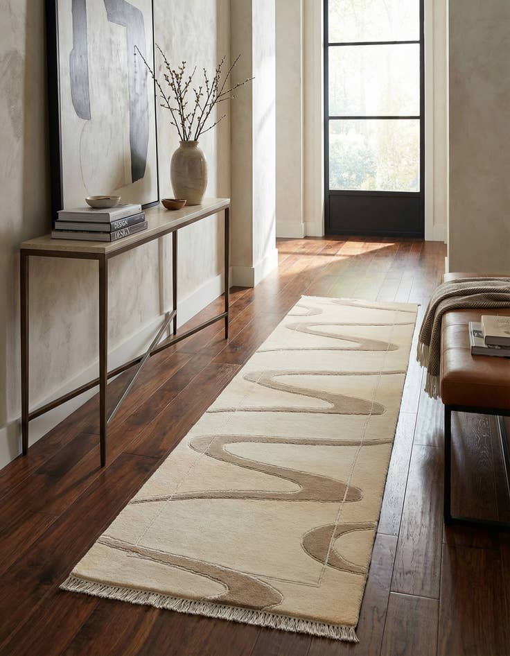 Detail image of 2' 7 x 9' 10  Hand Knotted Darya Wool Runner Rug