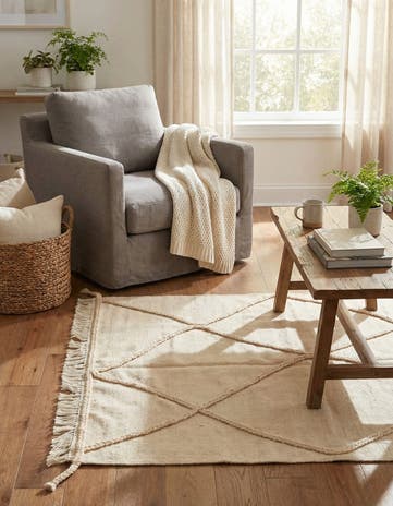 3' 4 x 4' 10 Hand Knotted Moroccan Wool Rug