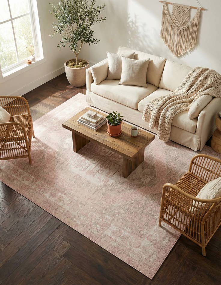 Detail image of 9' x 12'  Washable Traditional Indoor / Outdoor Rug