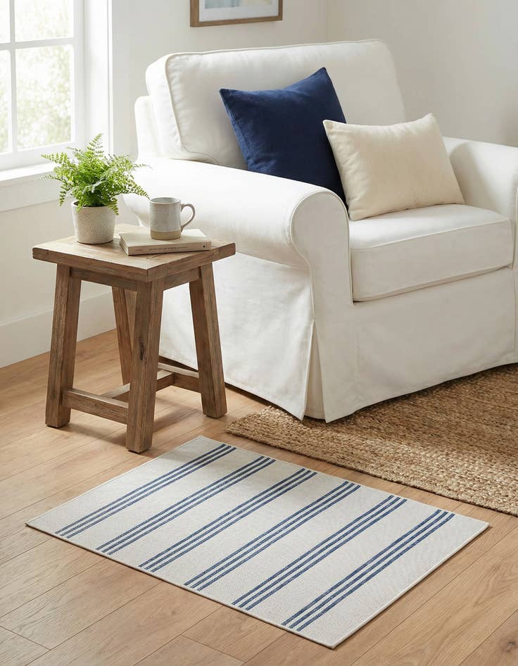 Detail image of 1' 4 x 1' 4  Washable Jill Zarin Anguilla Indoor / Outdoor Sample Rug