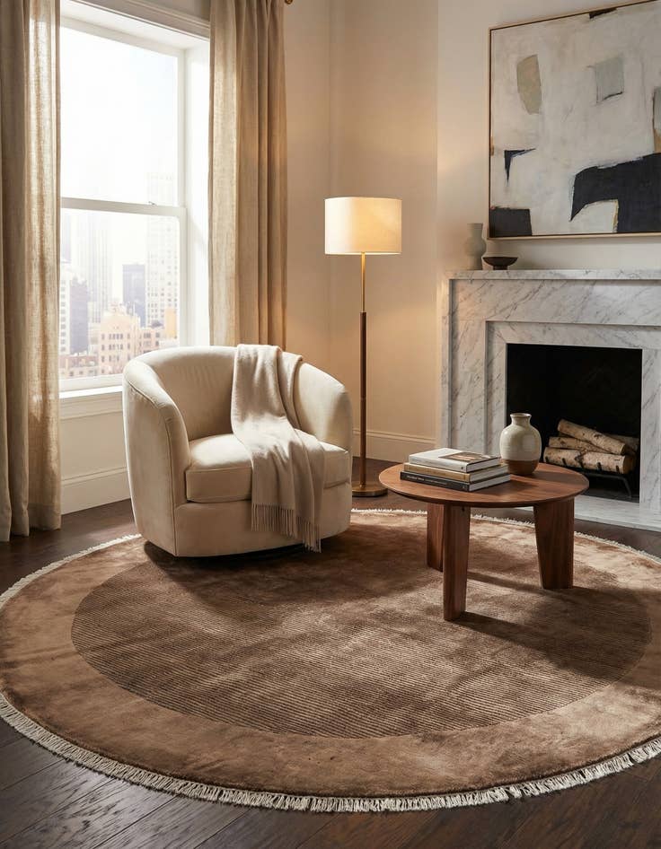 Detail image of 6' 5 x 6' 5  Hand Knotted Darya Wool Round Rug