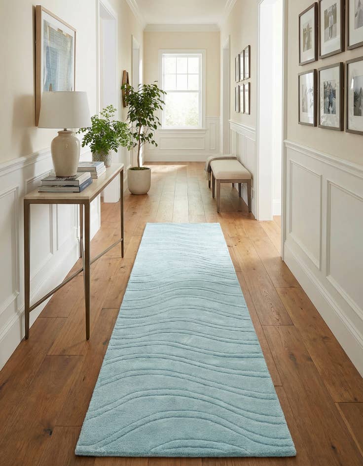 Detail image of 2' 7 x 9' 9  Hand Knotted Darya Wool Runner Rug