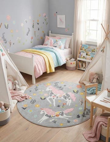 5' 3 x 5' 3 Unicorns Whimsy Kids Round Rug