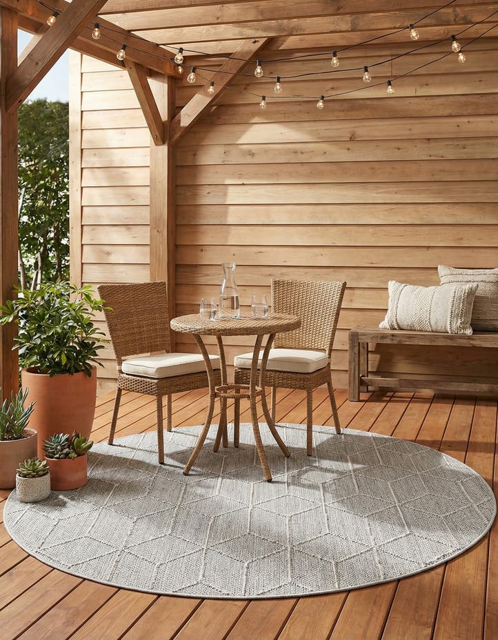 5' 3 x 5' 3 Easy-Clean Lattice Indoor / Outdoo...