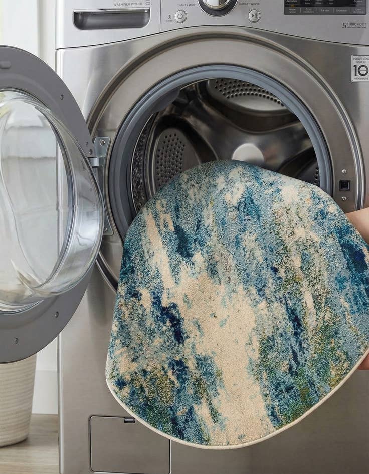 Detail image of 4' x 4'  Washable Spectrum Round Rug