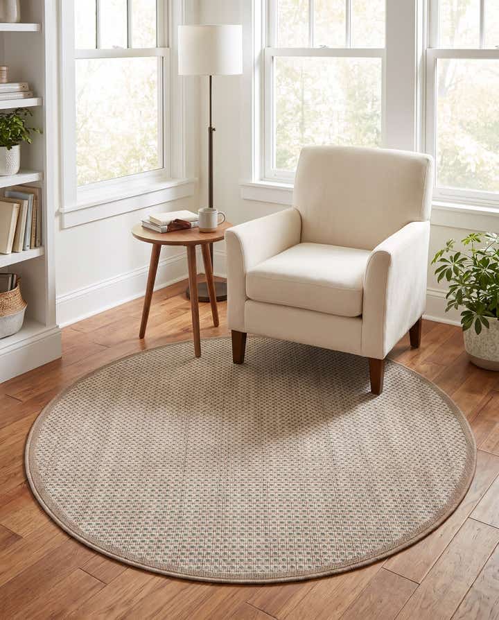 5' x 5' Easy-Clean Border Indoor / Outdoor Round Rug