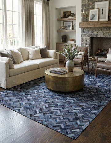 5' 2 x 8' Cowhide Rug