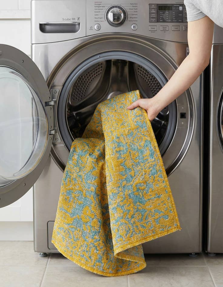 Detail image of 2' x 6'  Washable Jill Zarin Dubai Indoor / Outdoor Runner Rug