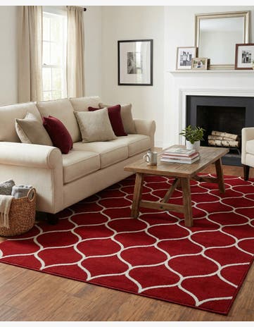 Red Lattice Frieze Rug