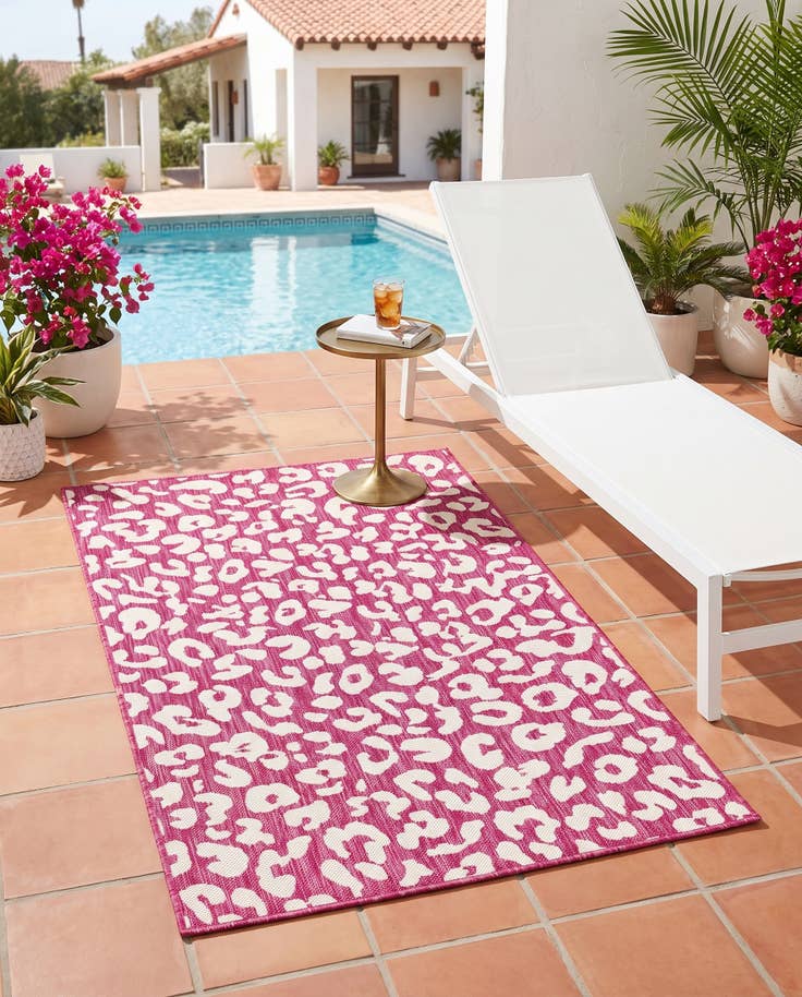 Detail image of 3' x 5' 3 Easy-Clean Safari Indoor / Outdoor Rug