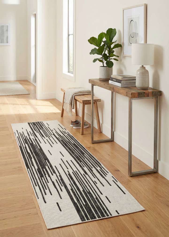2' x 6' Easy-Clean Modern Indoor / Outdoor Runner Rug