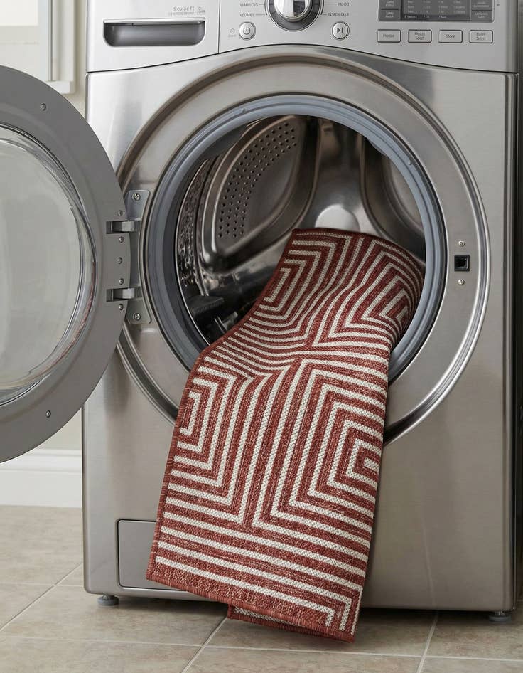 Detail image of  2' x 8'  Washable Modern Indoor / Outdoor Runner Rug