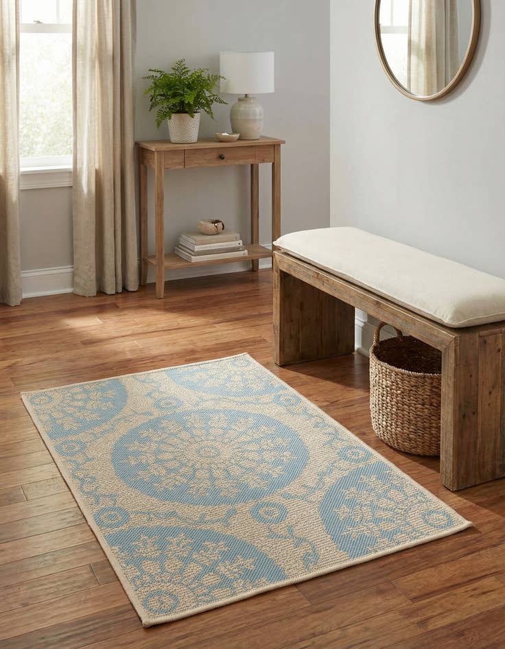 Detail image of 2' 2 x 3' Easy-Clean Botanical Indoor / Outdoor Rug