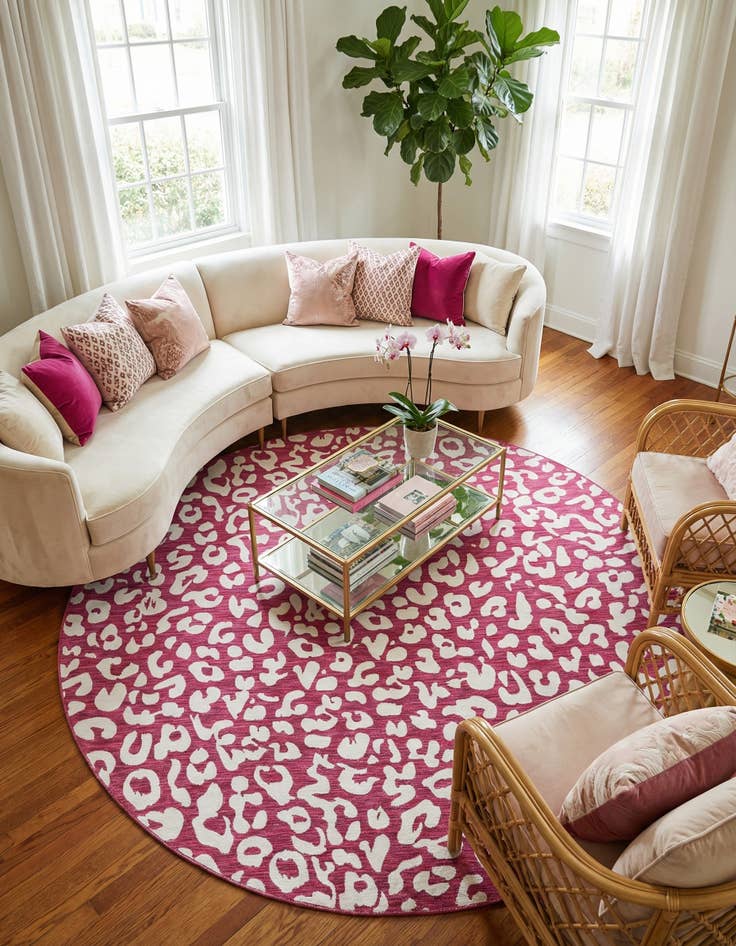 Detail image of 10' x 10'  Washable Safari Indoor / Outdoor Round Rug