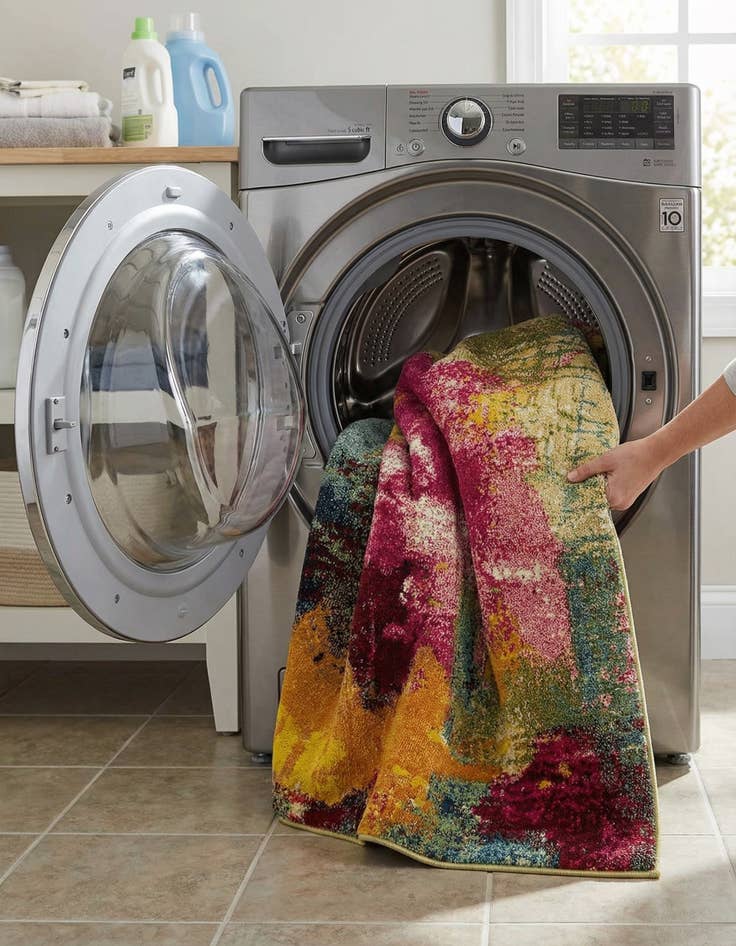 Detail image of 5' x 8'  Washable Casablanca Rug