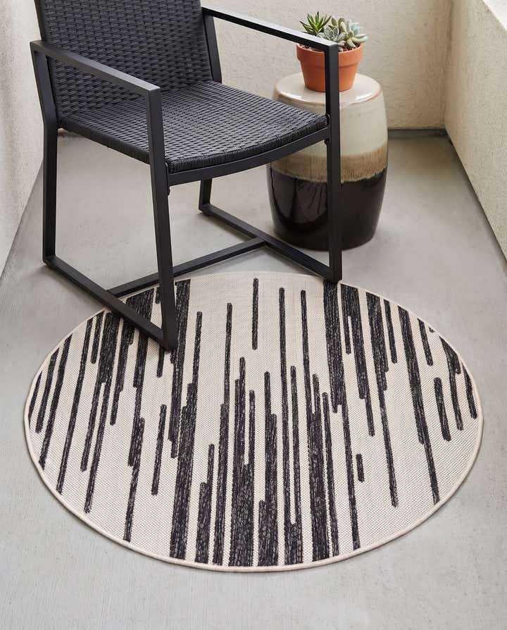 3' x 3' Easy-Clean Modern Indoor / Outdoor Round Rug