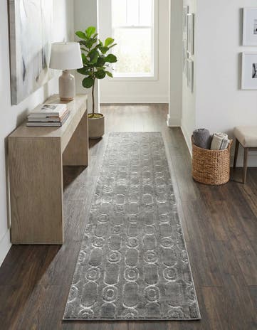 2' 7 x 12' Vogue Geo Runner Rug