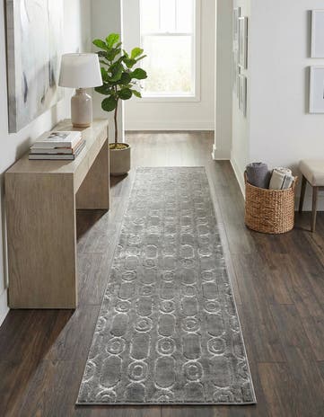 2' 7 x 12' Vogue Geo Runner Rug