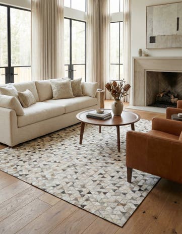 5' x 7' 8 Cowhide Leather Rug