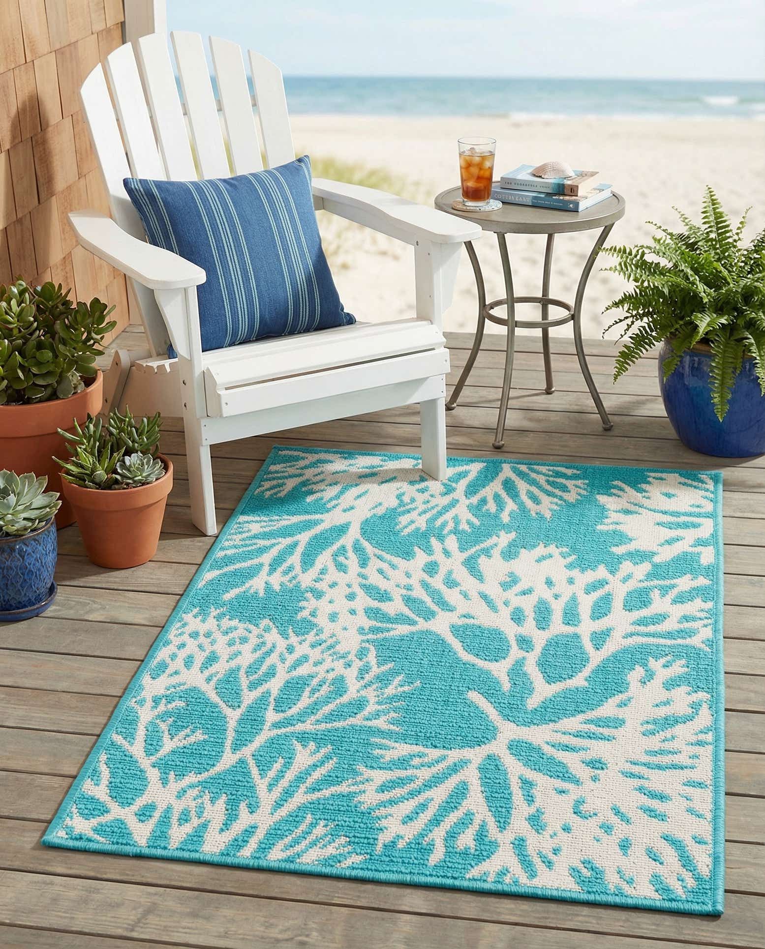 2' x 3' Easy-Clean Coastal Indoor / Outdoor Rug