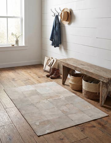 2' x 3' Cowhide Leather Rug