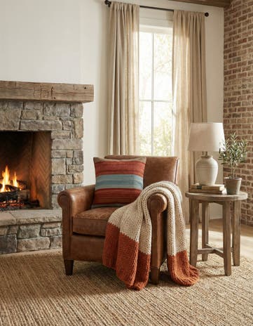 3' 2 x 3' 3 Hand Woven Pillow Wool Round Rug