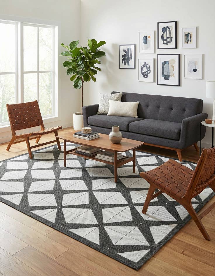 Detail image of 9' x 12' Easy-Clean Modern Indoor / Outdoor Rug